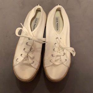 Steve Madden Hampton wedge shoe